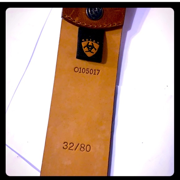 NWOT/NEW ARIAT Tan Leather Studded Women Belt: 32 - Picture 2 of 8